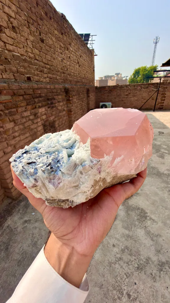 Morganite from Afghanistan - image 5