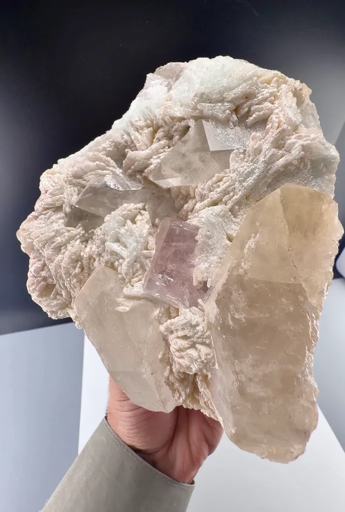 Morganite from Afghanistan - image 3