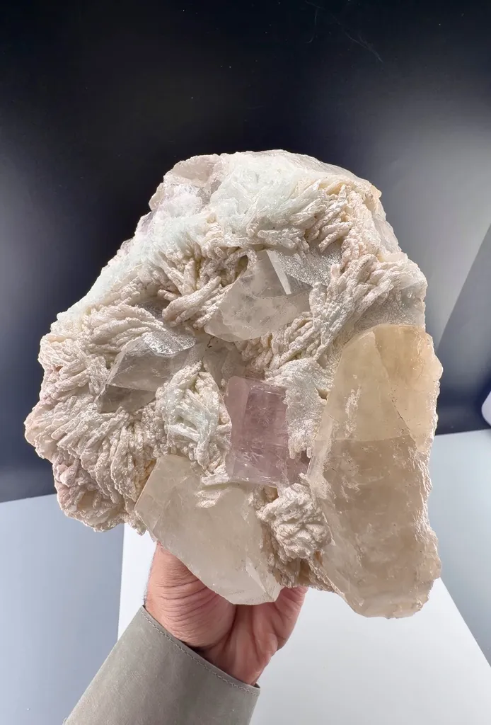 Morganite from Afghanistan image