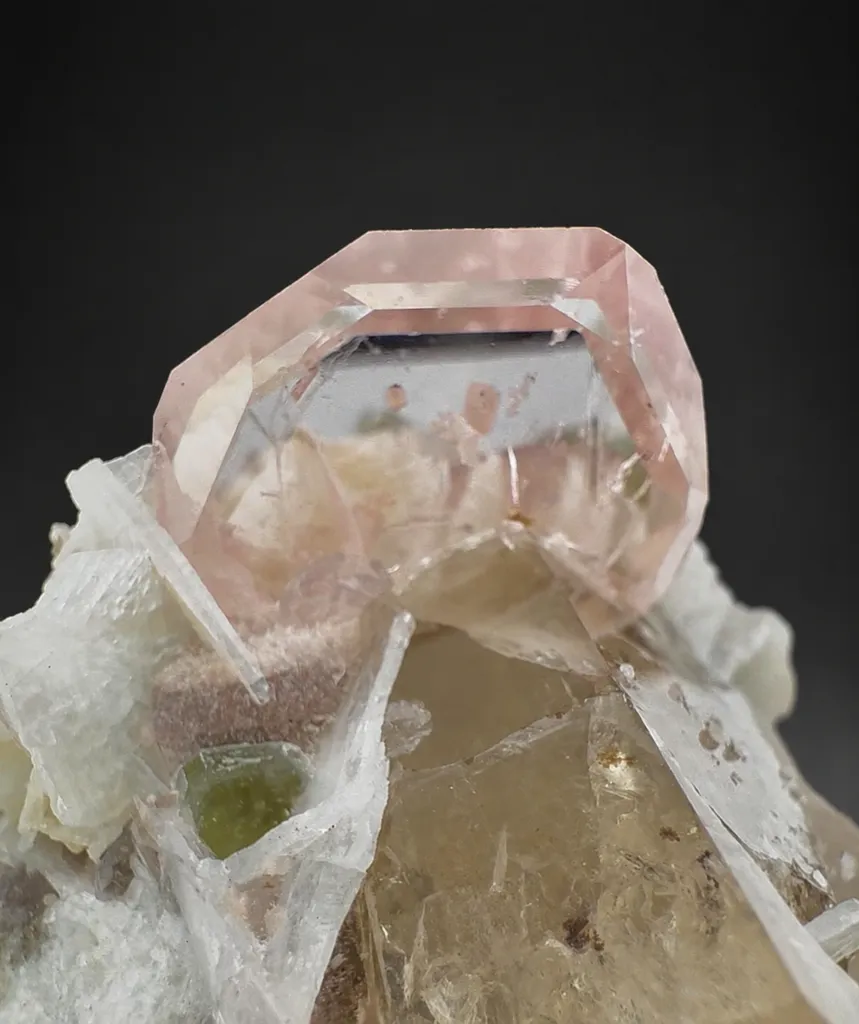Morganite from Afghanistan, Kunar, Dara-e-Pech District, Dara-e-Pech pegmatite field - image 5
