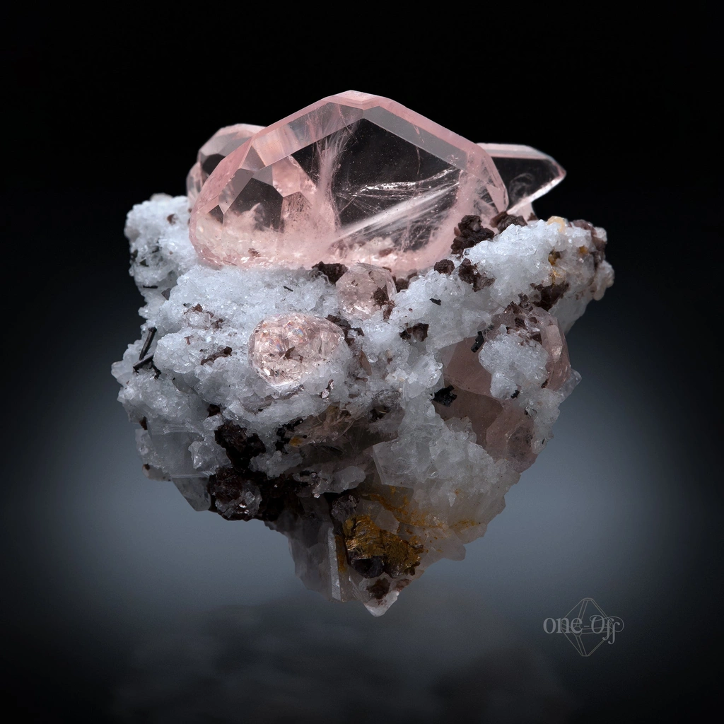 Morganite from Conselheiro Pena, Minas Gerais, Brazil image