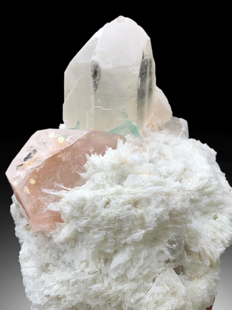 Morganite from Dara-e-Pech District, Kunar, Afghanistan - image 7