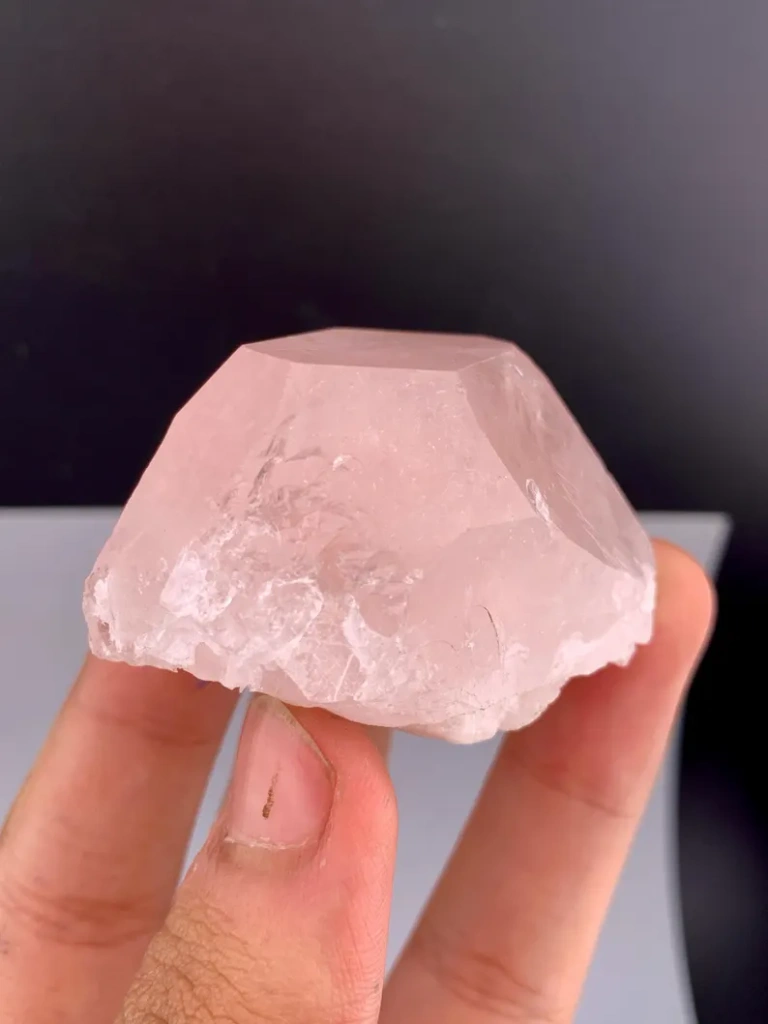 Morganite from Dara-e-Pech District, Kunar, Afghanistan - image 4
