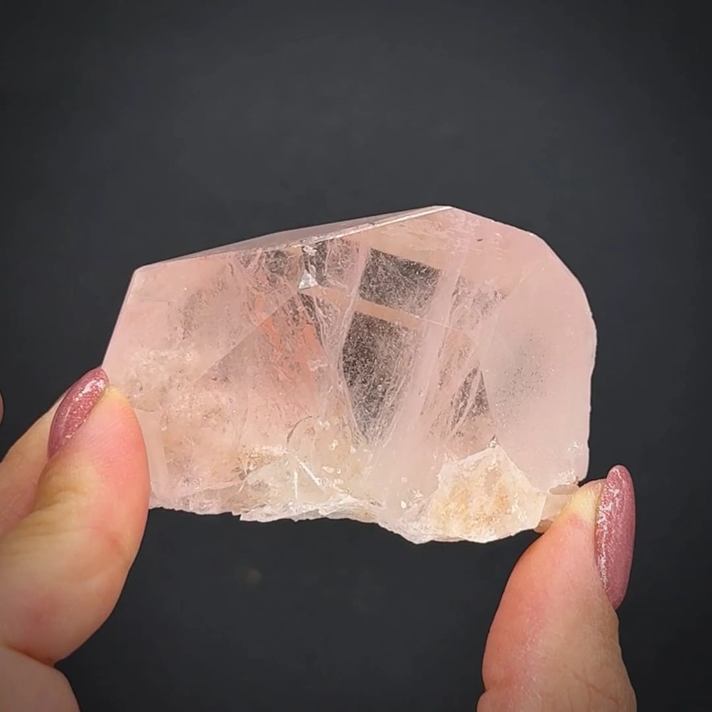 Morganite from Dara-e-Pech pegmatite field, Dara-e-Pech District, Kunar, Afghanistan image
