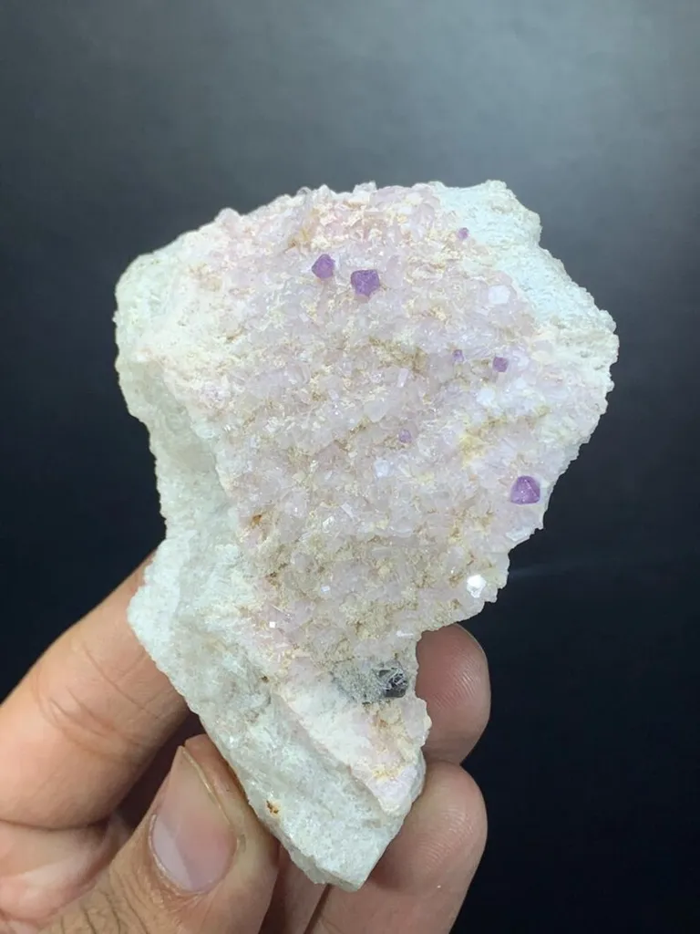 Morganite from Pakistan, Gilgit-Baltistan, Skardu District - image 7