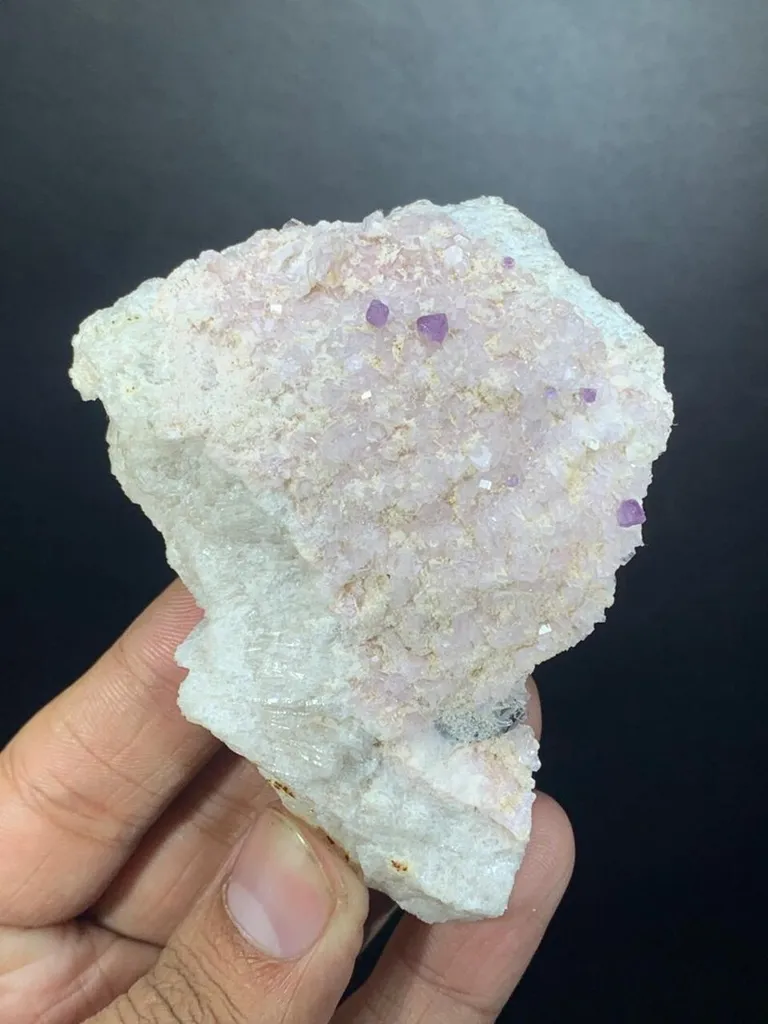 Morganite from Pakistan, Gilgit-Baltistan, Skardu District - image 8