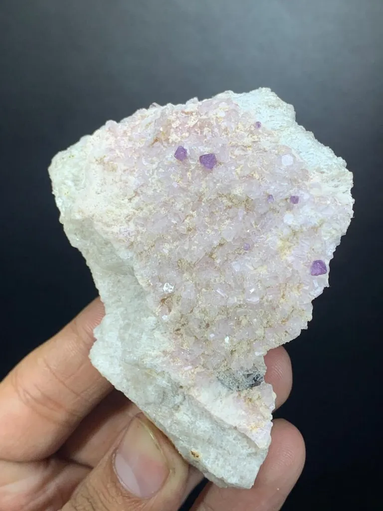 Morganite from Pakistan, Gilgit-Baltistan, Skardu District - image 4