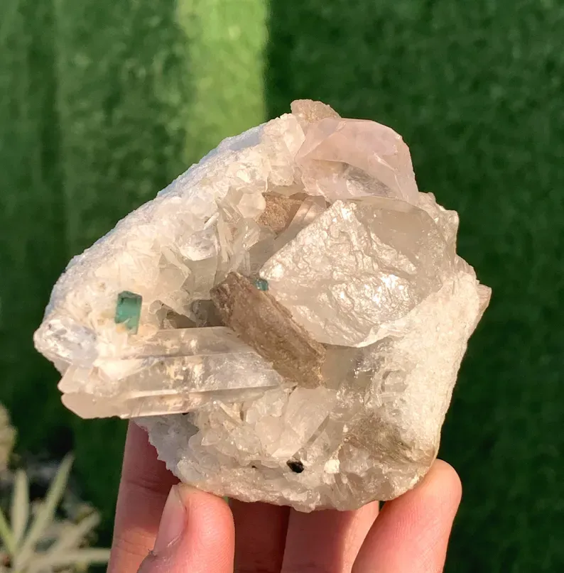 Morganite from Pakistan, Gilgit-Baltistan, Skardu District, Shigar Valley - image 4