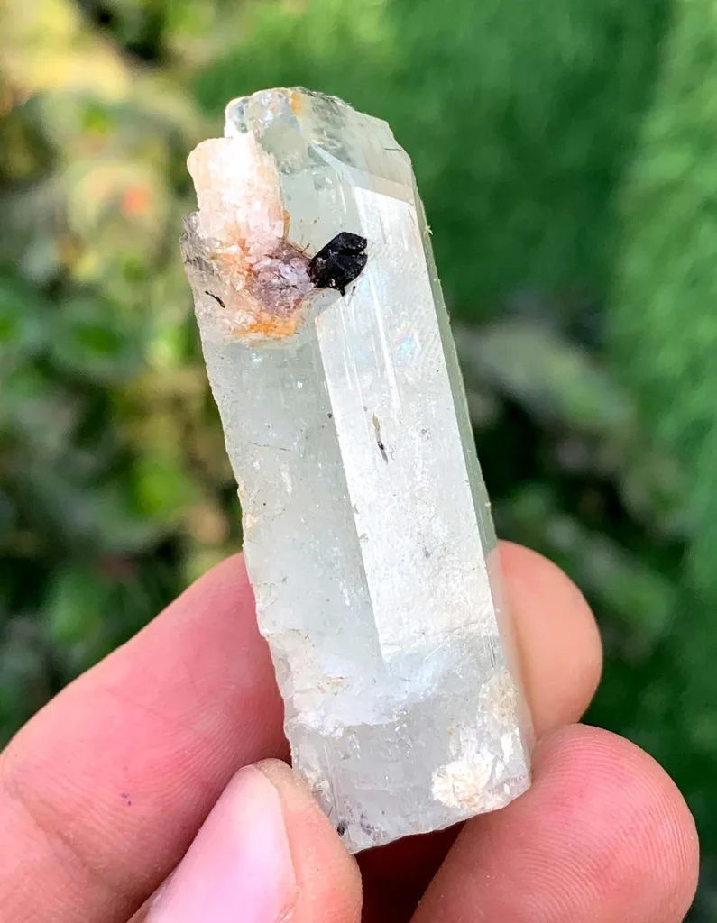 Morganite from Shigar Valley, Skardu District, Gilgit-Baltistan, Pakistan - image 4