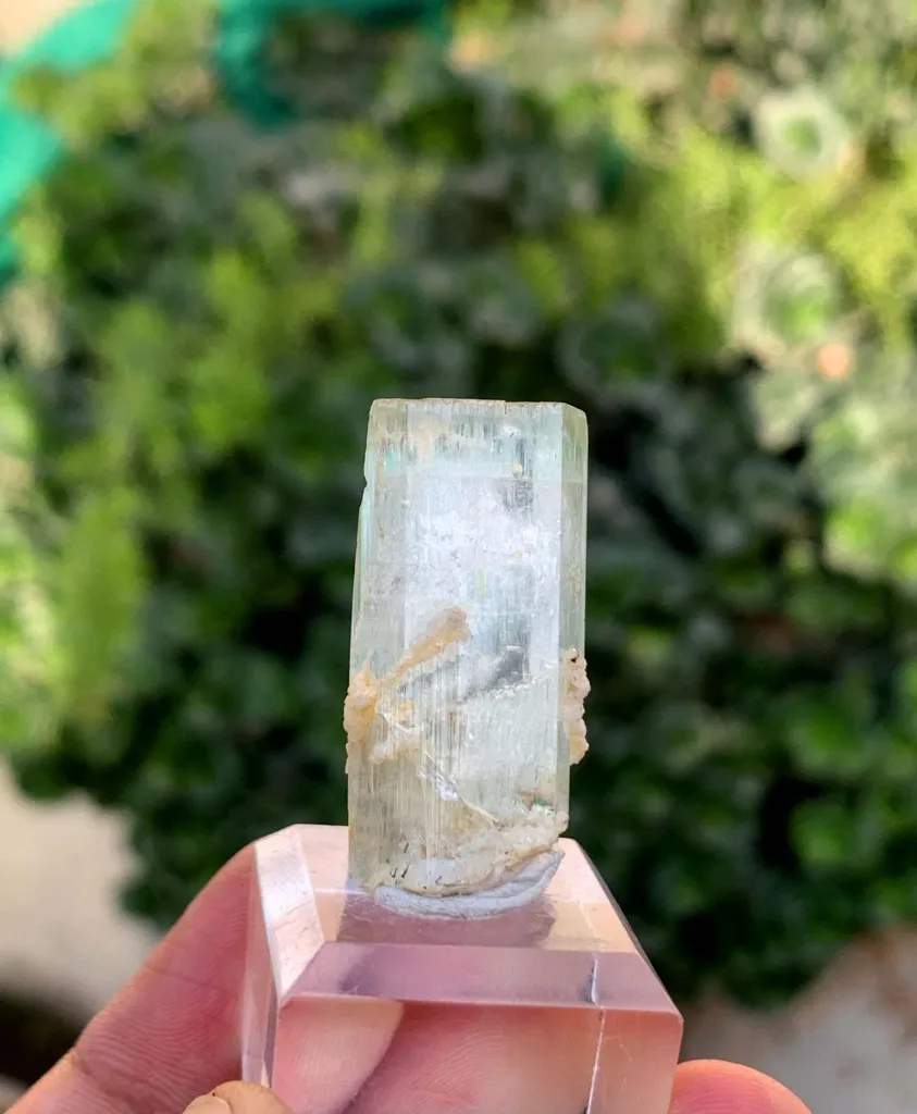 Morganite from Skardu District, Gilgit-Baltistan, Pakistan - image 3