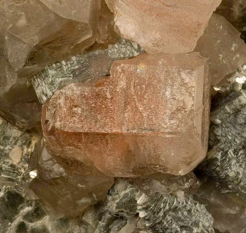 Morganite on Quartz With Lepidolite - image 5