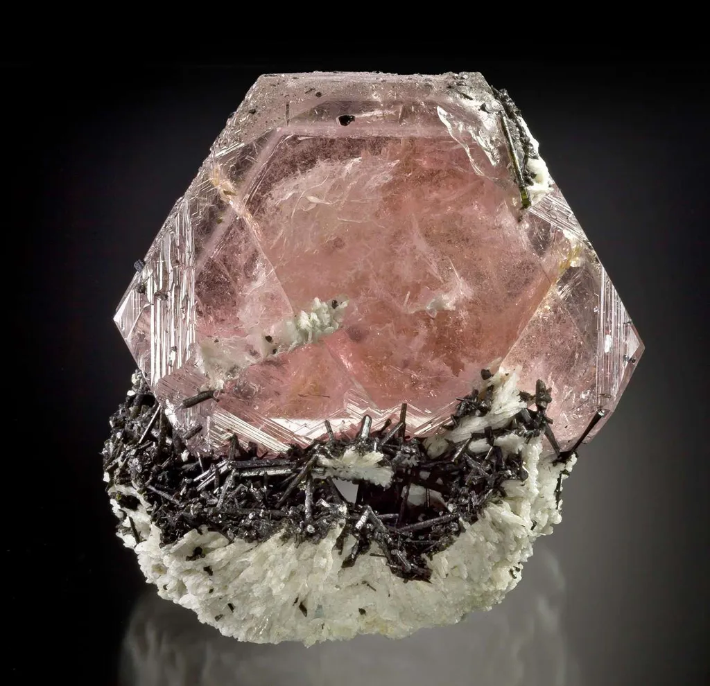 Morganite on Schorl image