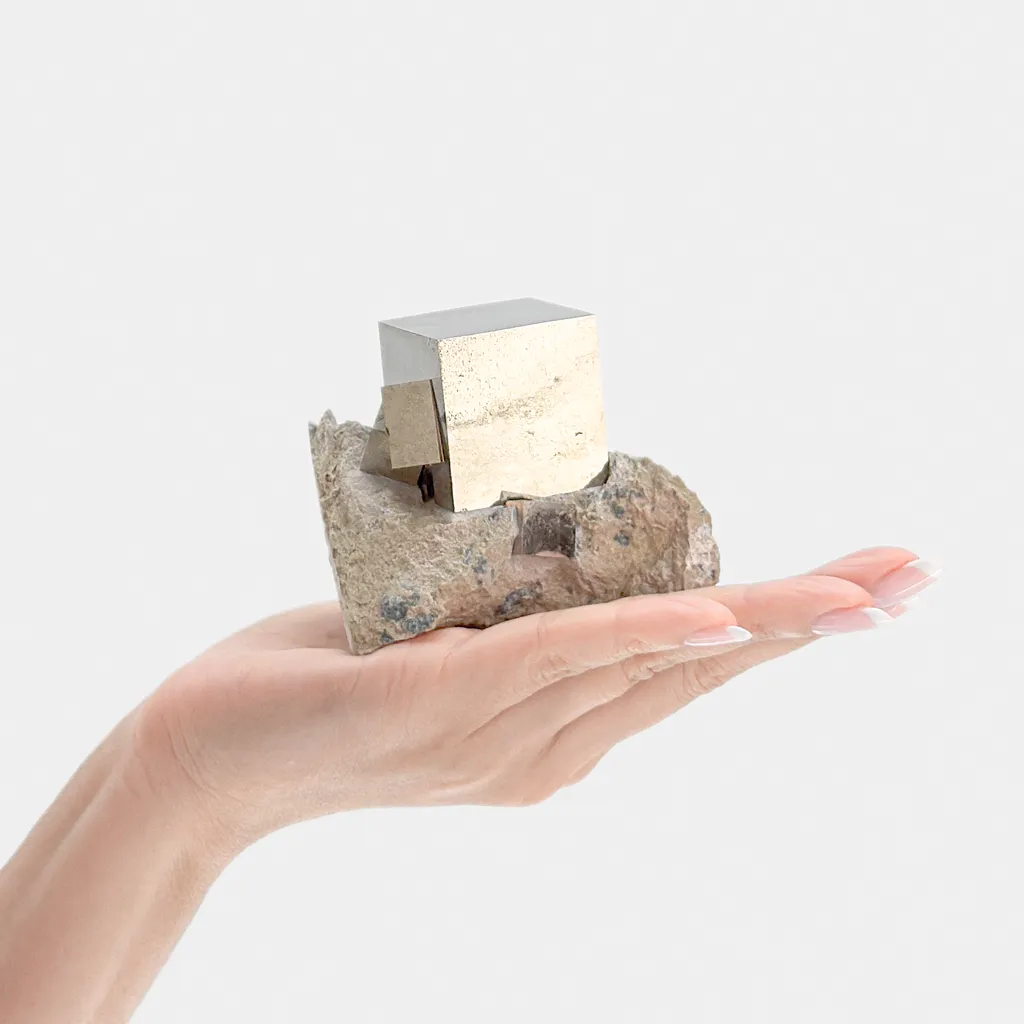 Multi Cube Pyrite on matrix - image 4