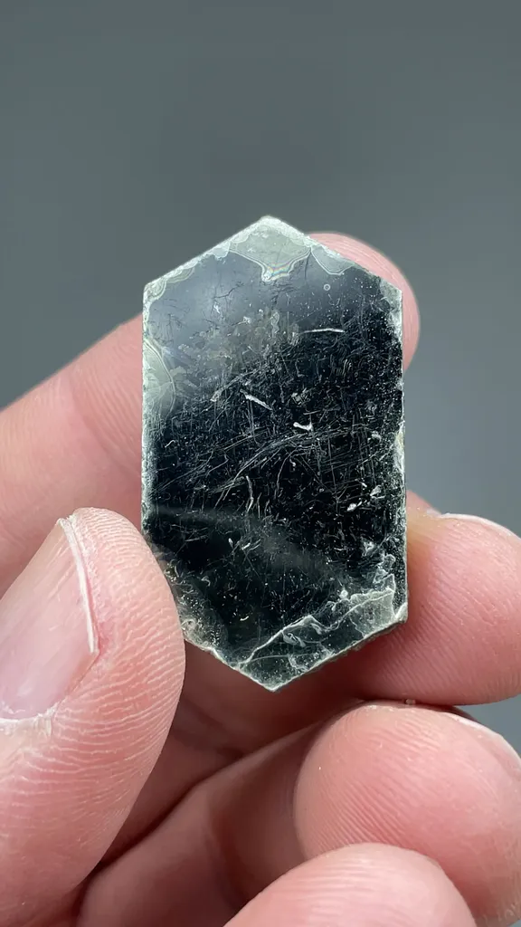 Muscovite - image 2