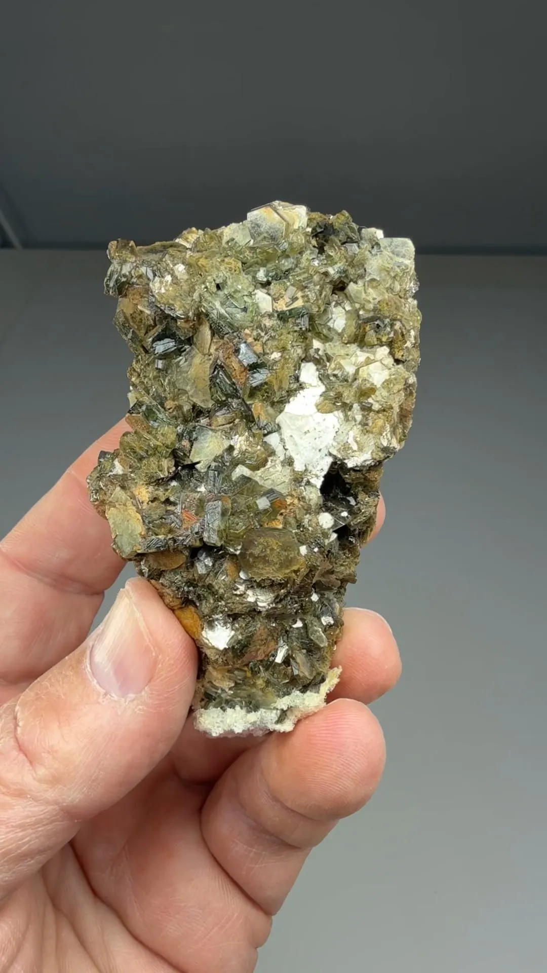 Muscovite - image 2