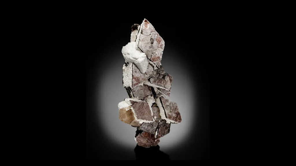Muscovite image