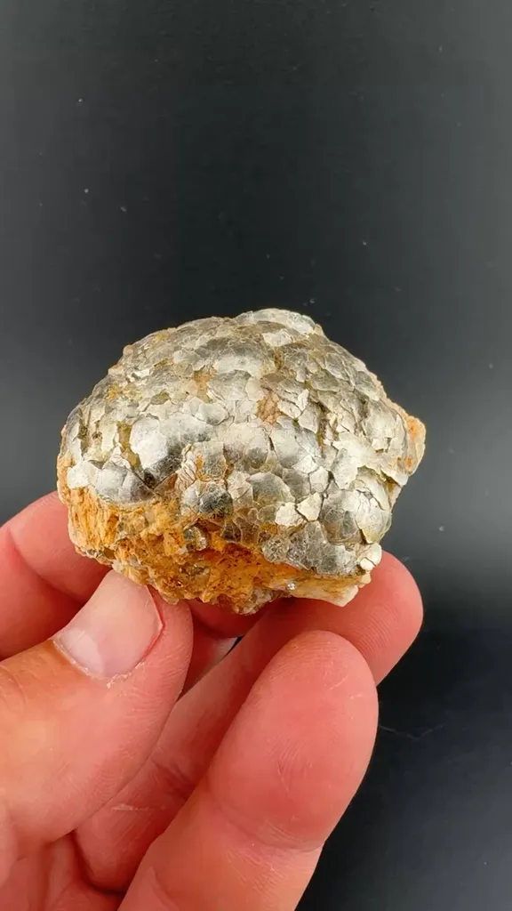 Muscovite image