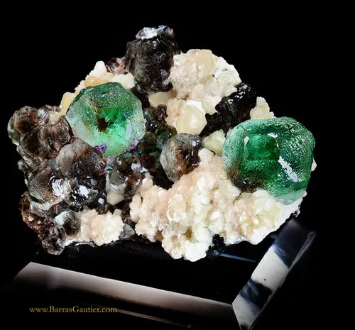 Muscovite Fluorite image