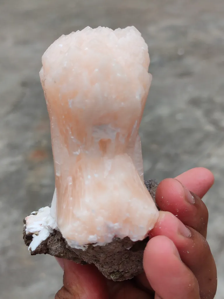 [Name of Mineral]. Natural minerals Specimen, Orange Stilbite bow with Laumontite - image 7