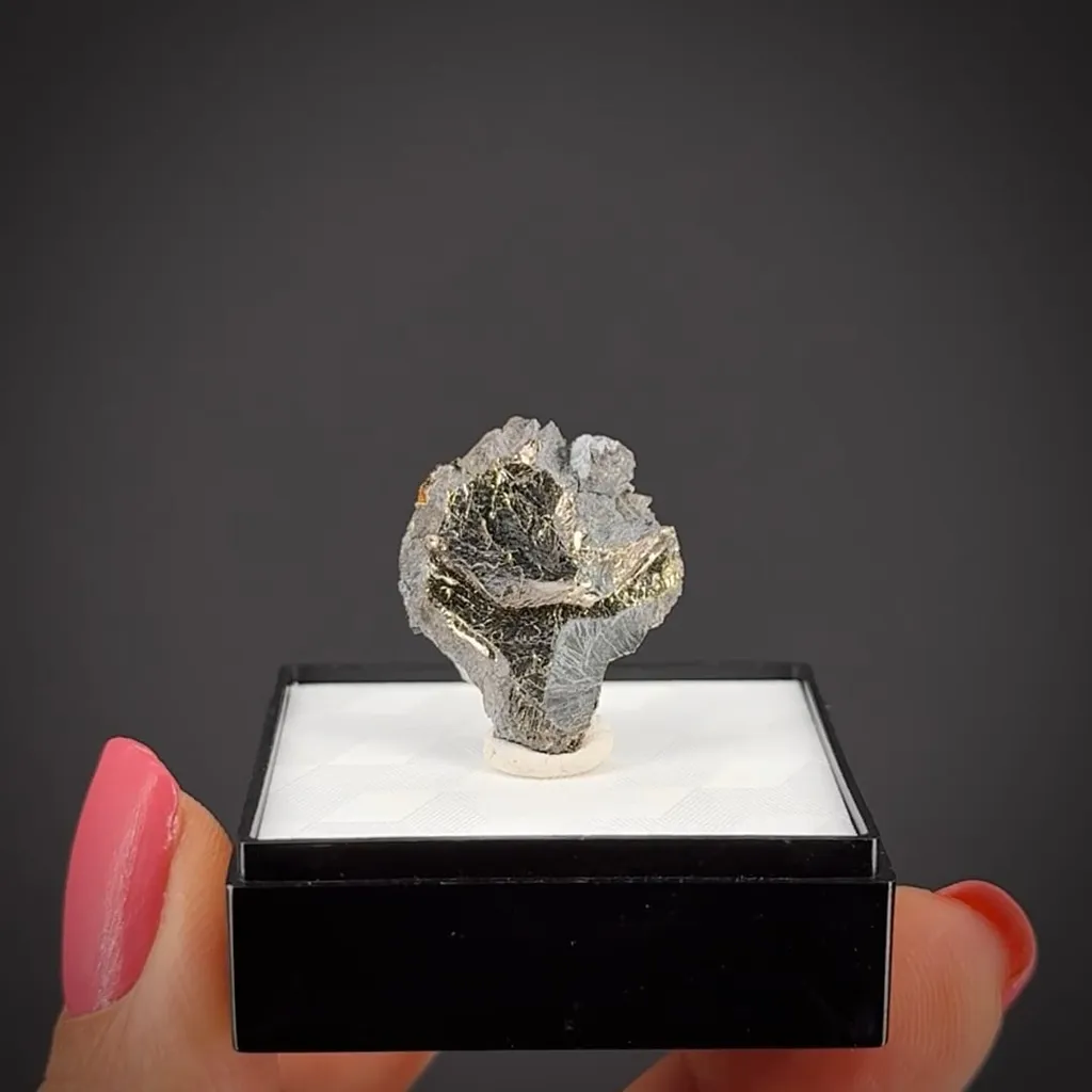 Native Bismuth with Bismutite and Bismite - image 2