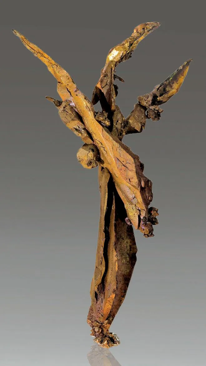 Native Copper (Spinel-law twin) - image 1