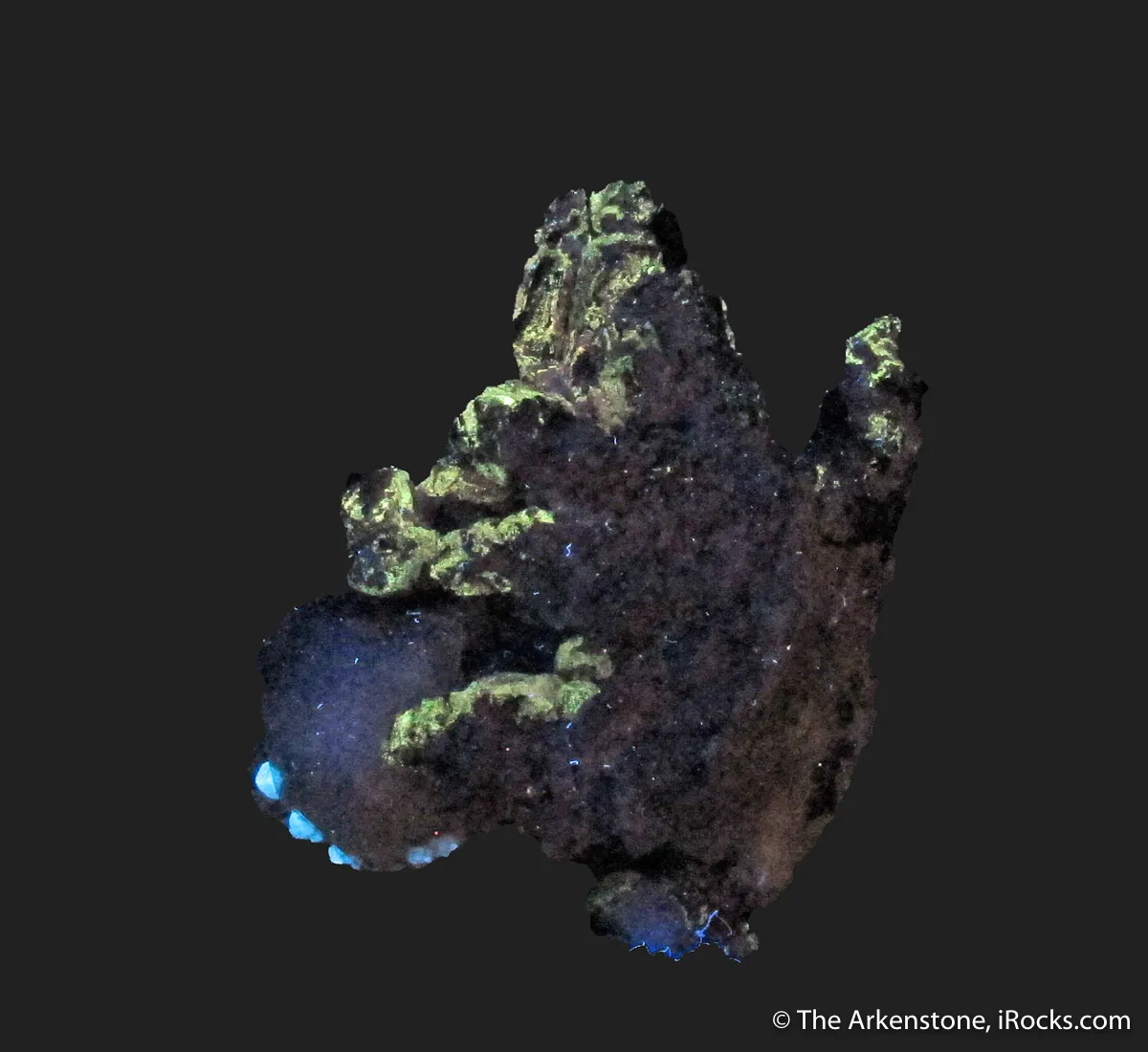 Native Copper with cubic XLS and Analcime - image 5