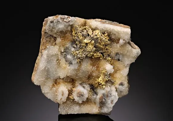 NATIVE Gold image