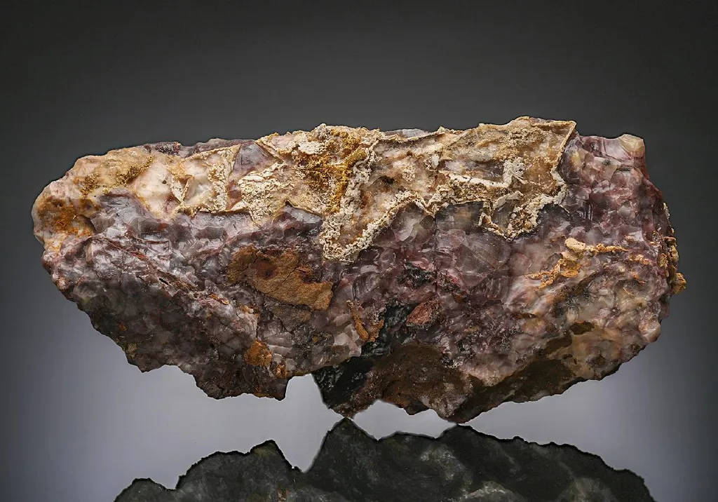 NATIVE Gold image