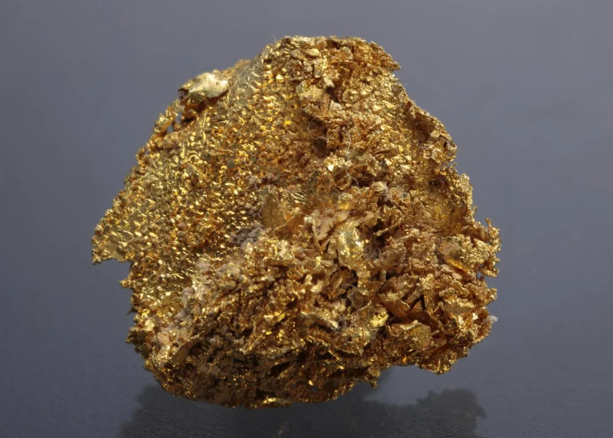 NATIVE Gold - image 1