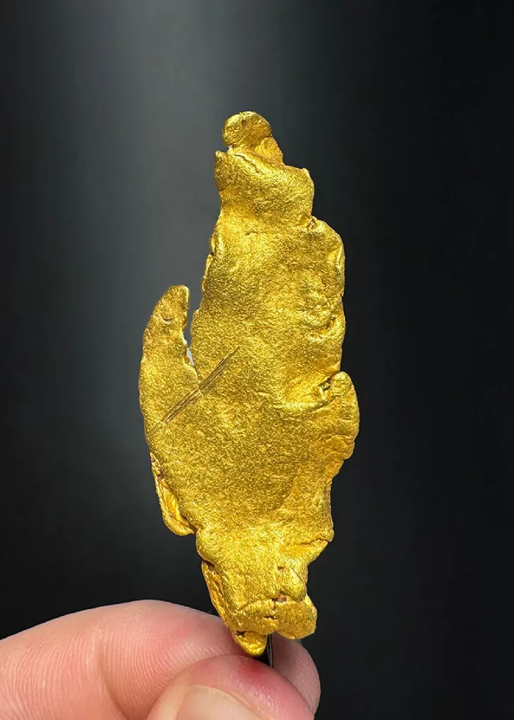 NATIVE Gold image
