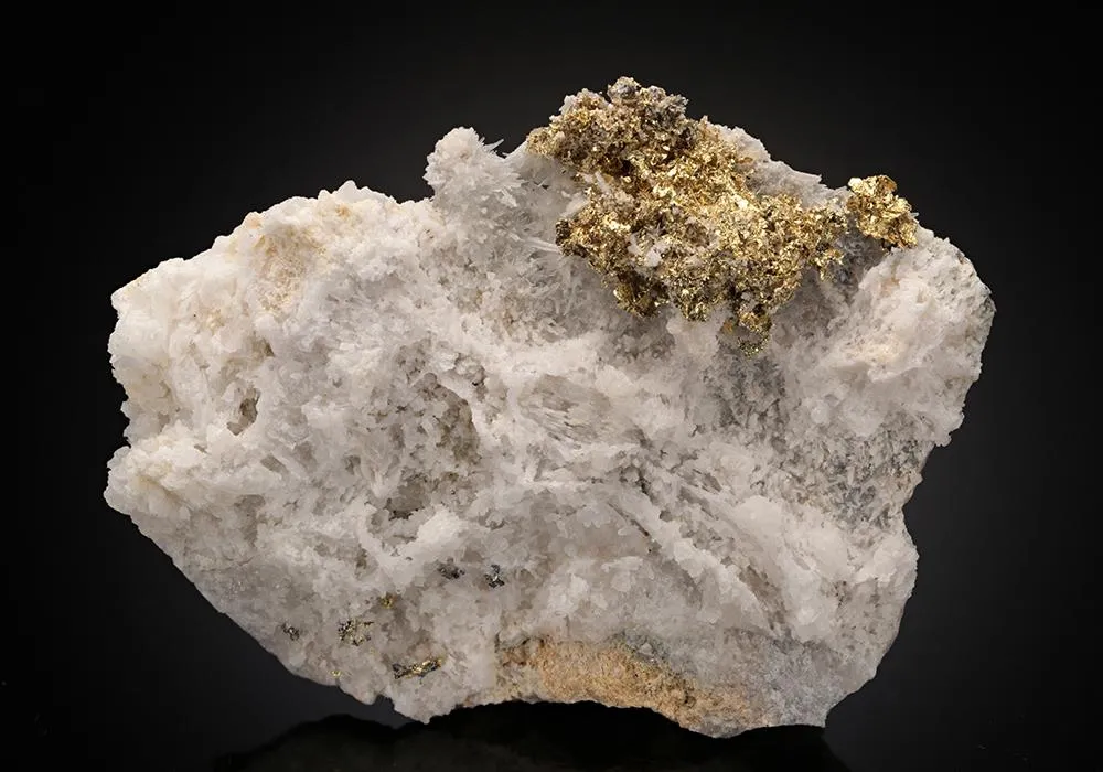 NATIVE Gold image