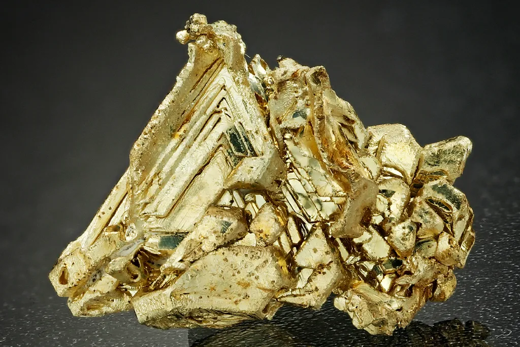 NATIVE Gold image
