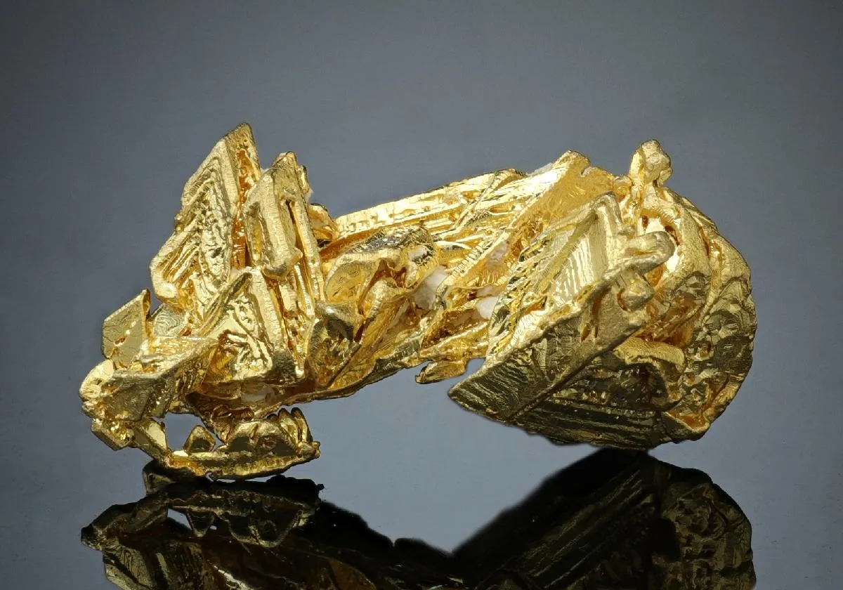 NATIVE Gold - image 1