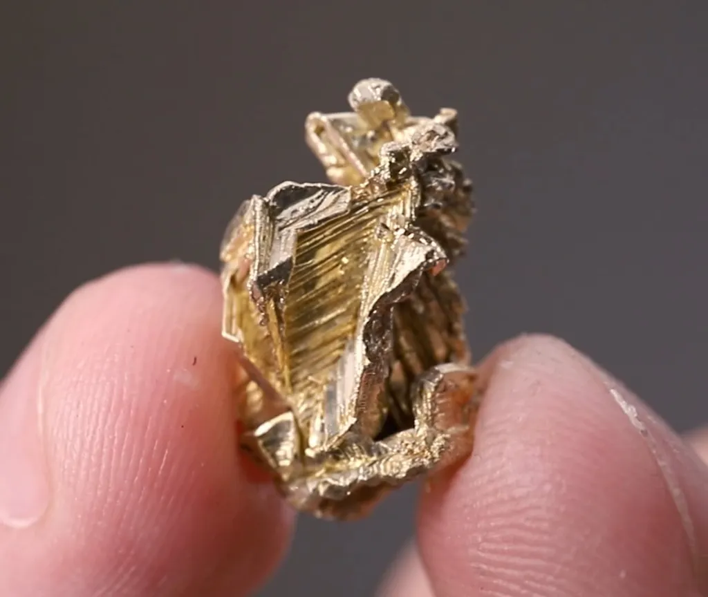 NATIVE Gold - image 2
