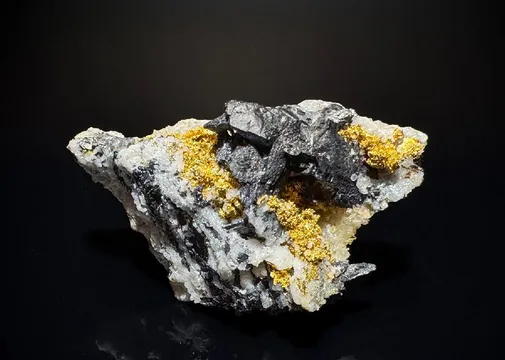 NATIVE Gold with Ferberite