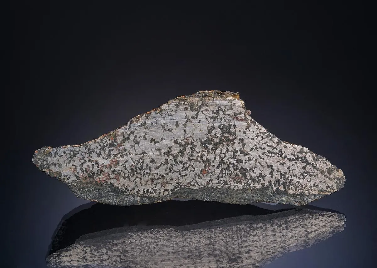 NATIVE Iron - image 1