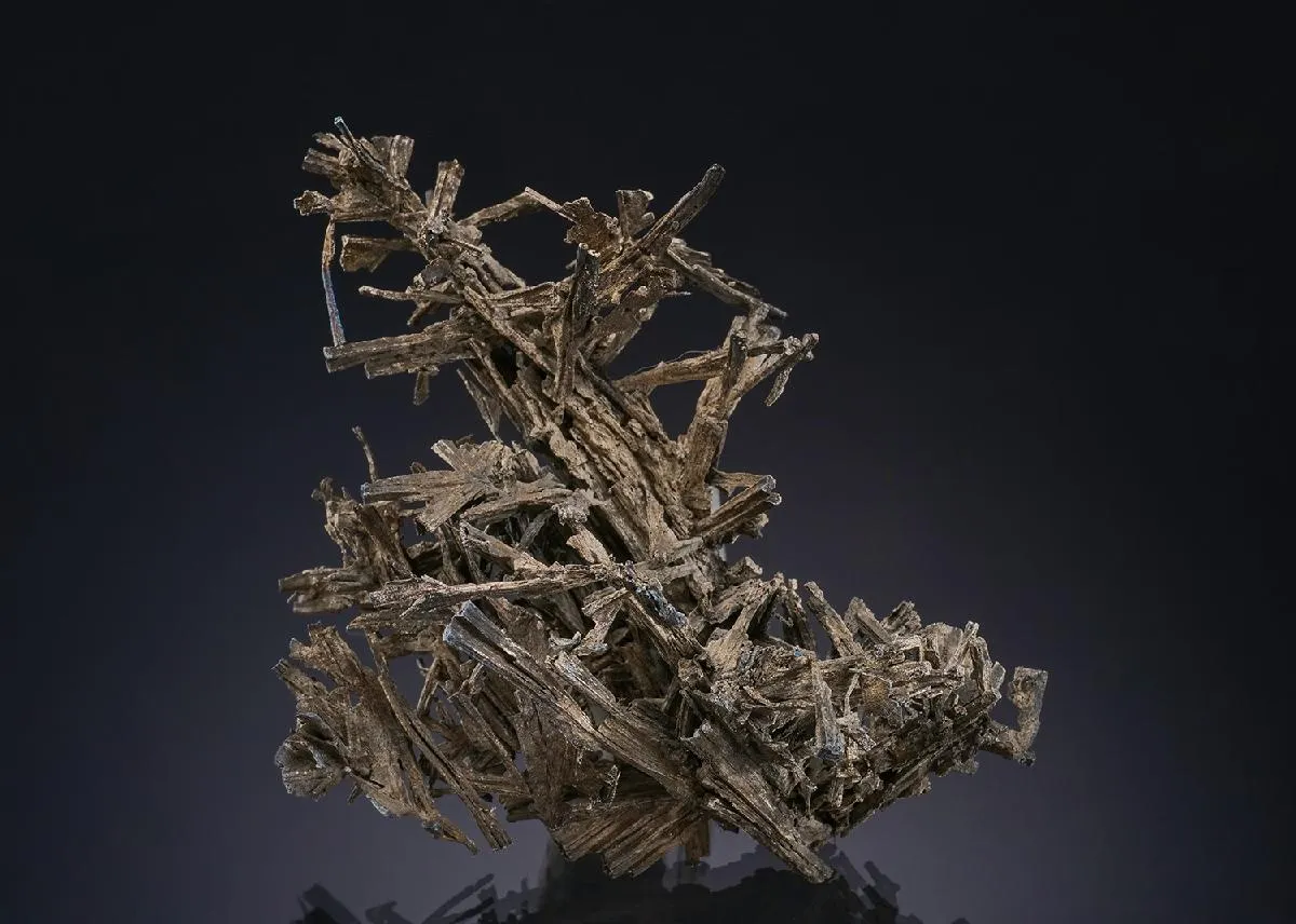 NATIVE Silver ps. after Dyscrasite - image 1