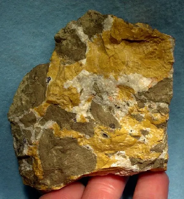Natrolite - image 1