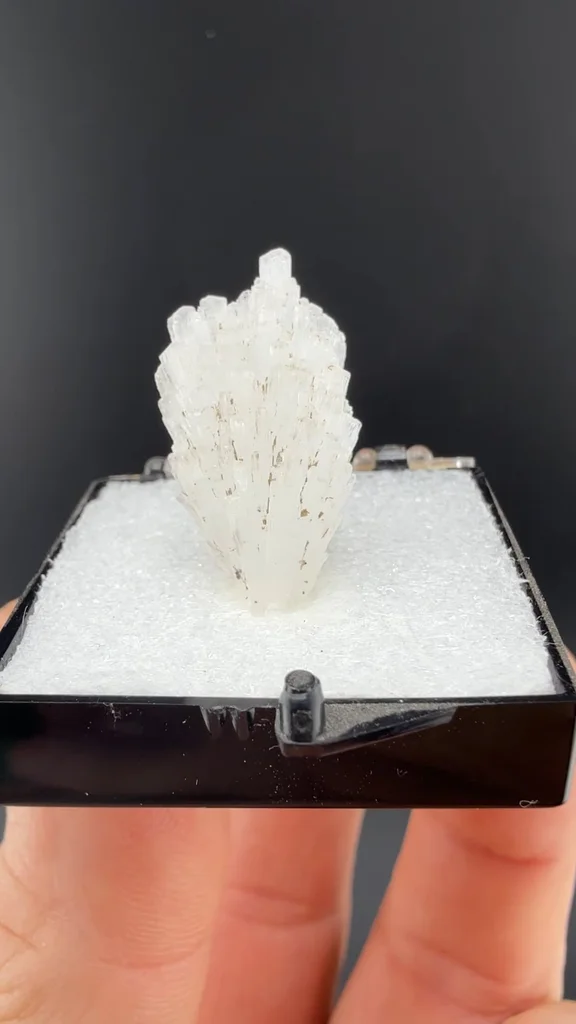 Natrolite image