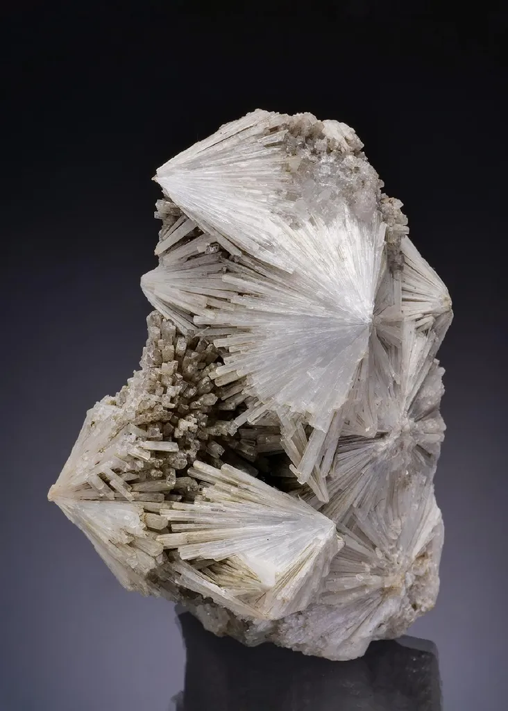 Natrolite image