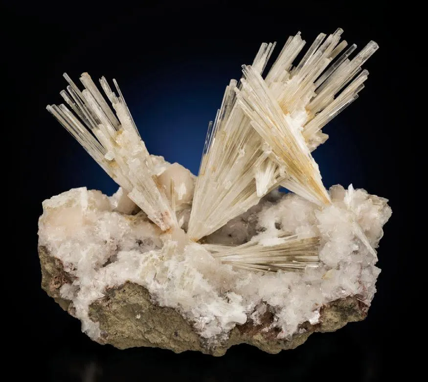 Natrolite, Calcite - image 2