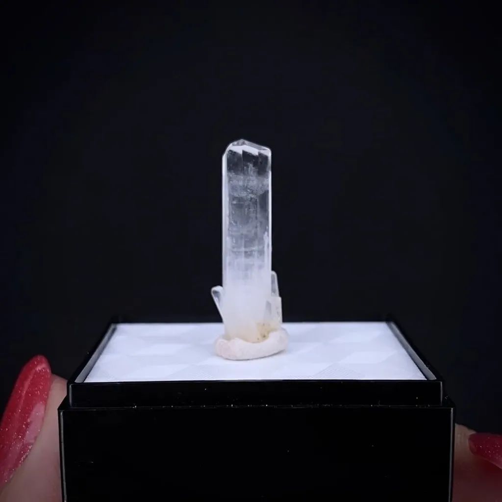 Natrolite - image 2
