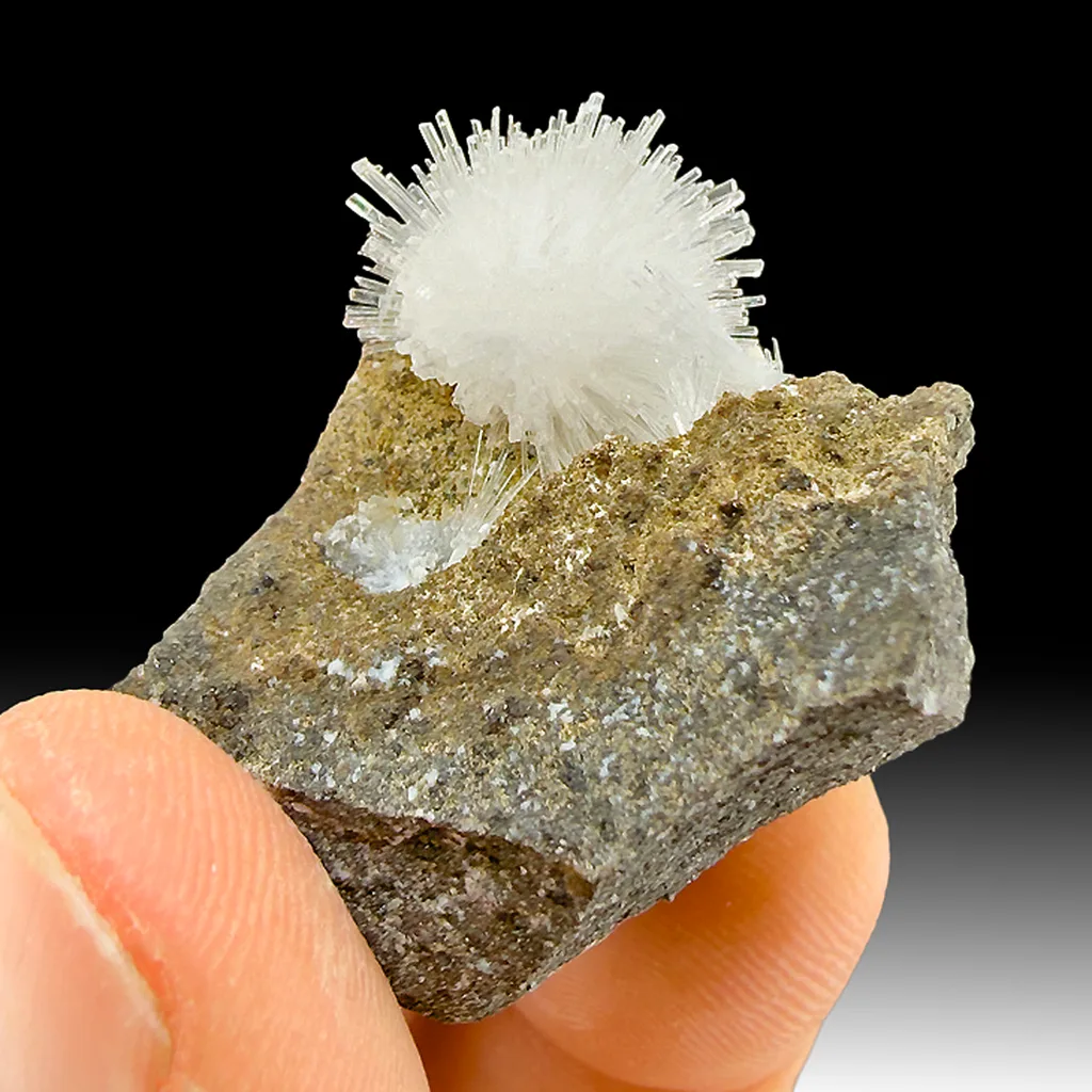 Natrolite from Arizona, USA image