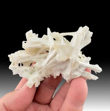 Natrolite from Upper New Street Quarry, Paterson, New Jersey, USA