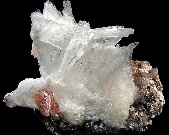 Natrolite, Inesite image