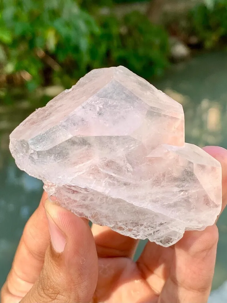 Natural Afghan Peach Pink color Morganite Crystal with Beautiful terminations. - image 4