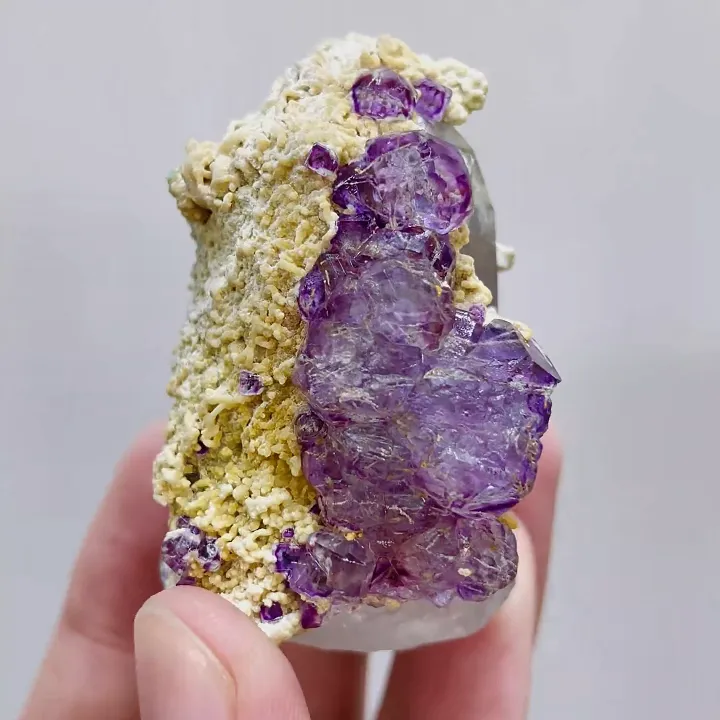 Natural Amethyst and Quartz,Mineral Specimen:Yaogangxian,Hunan (45*55*30MM) image