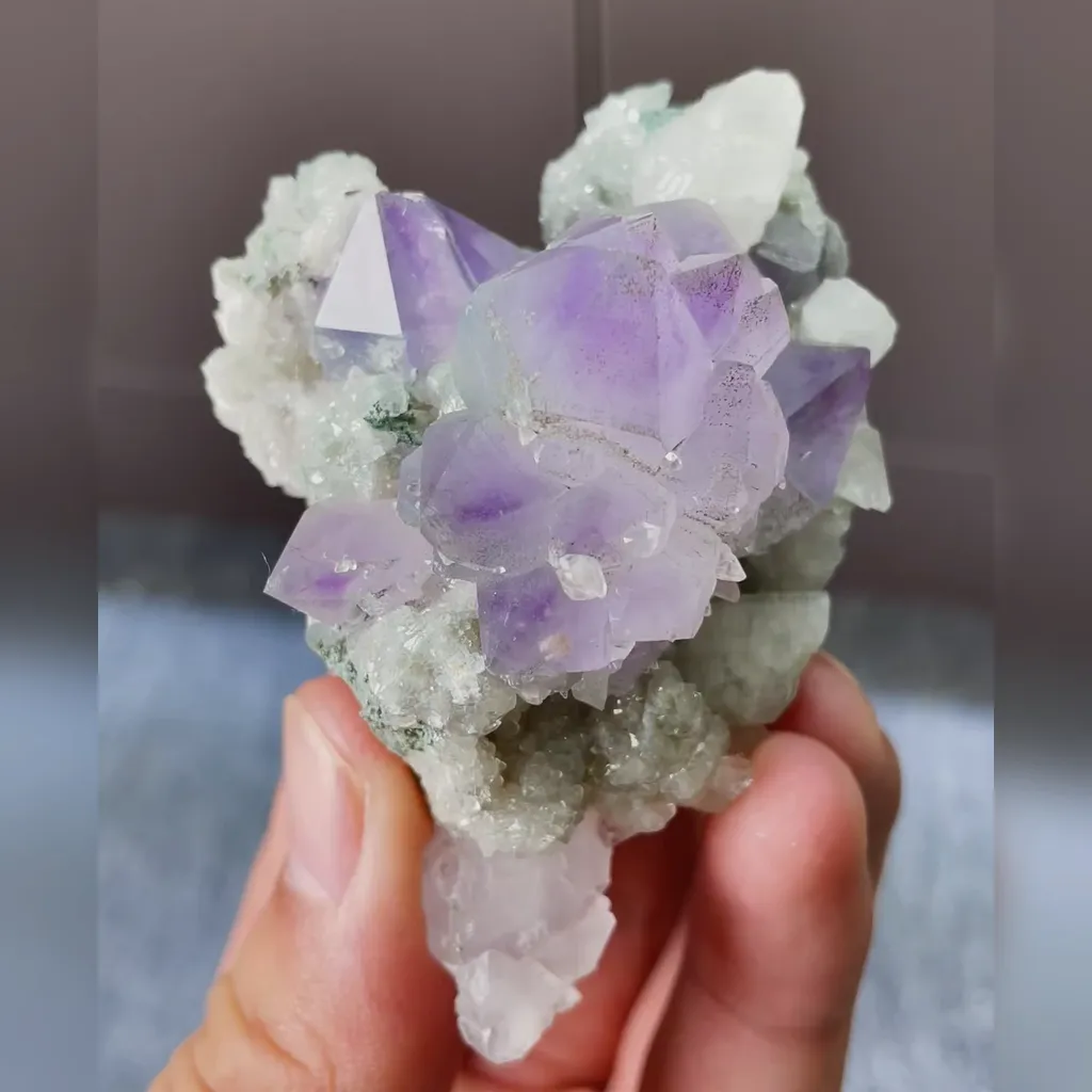 Natural Amethyst Cluster comes from Bolivia 50*75*40MM image