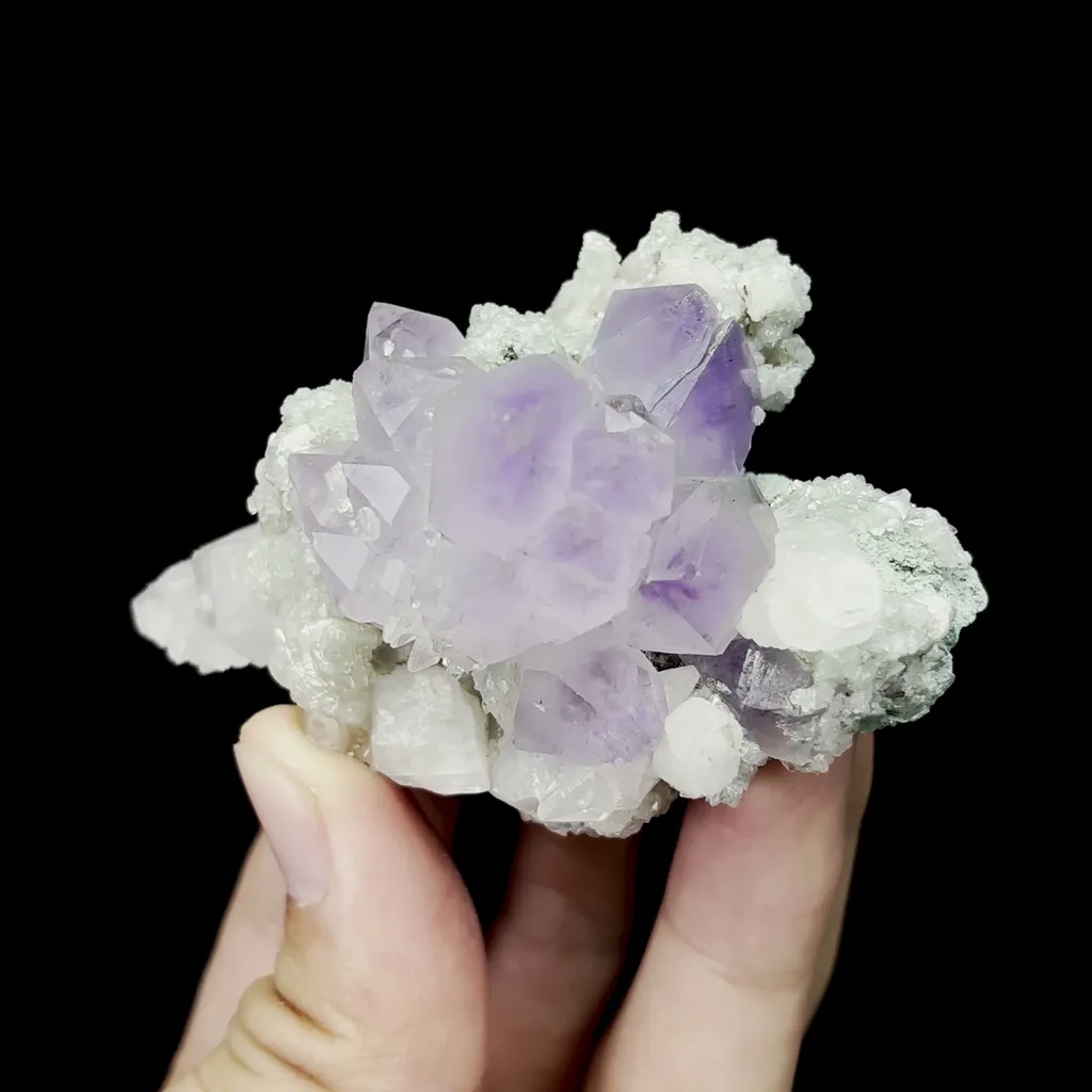 Natural Amethyst Cluster Mineral Specimen,High Quality Specimen,BOLIVIA(50*75*40mm) - image 3