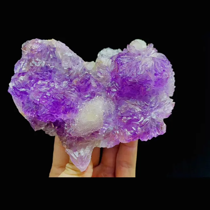 Natural Amethyst comes from Colombia 125*80*35MM - image 4
